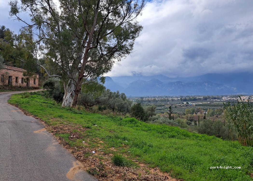 (231 00) Sparti - Unnamed road — foto 2