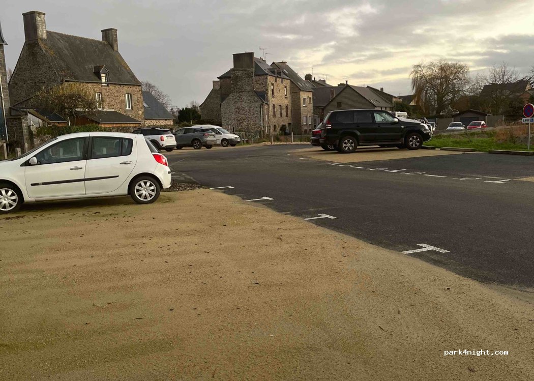 (35120) Dol-de-Bretagne - 9 Rue des Tanneries — foto 2