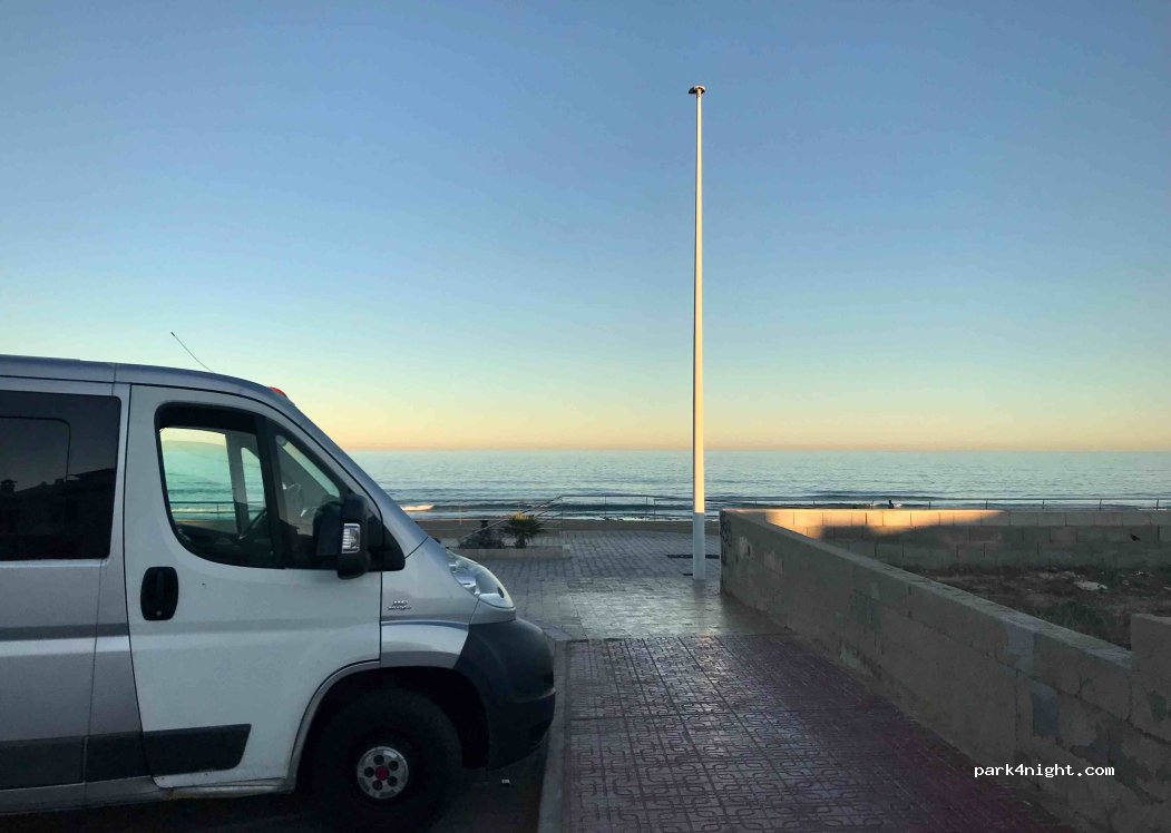 (03188) La Mata - 10-7 Avenida Españoles — foto