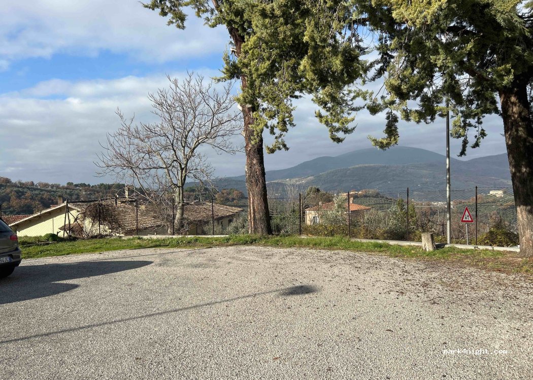 (06034) Colle di San Lorenzo - 2 Via Colle San Lorenzo — foto 3