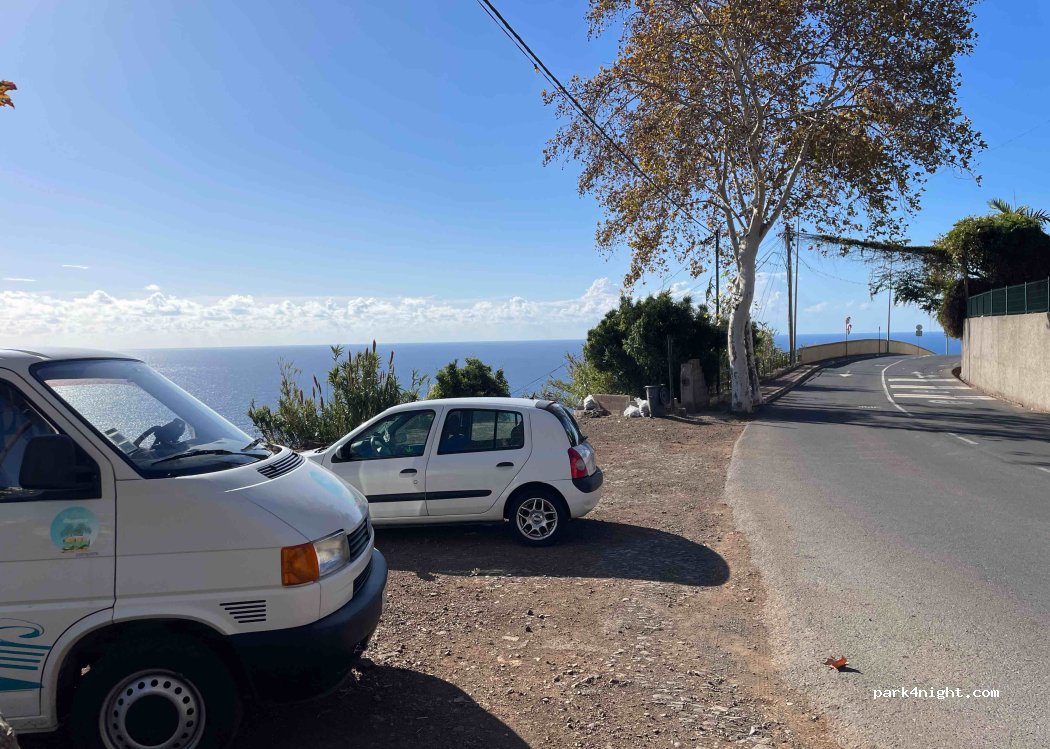 (9060-222) Funchal - 12 Rua da Pedra Sina — foto