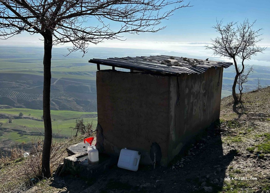(02000) İpekli - Unnamed Road — foto 2