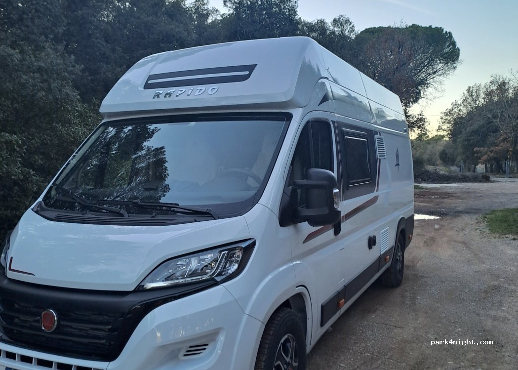 (83340) Flassans-sur-Issole - D13 — foto