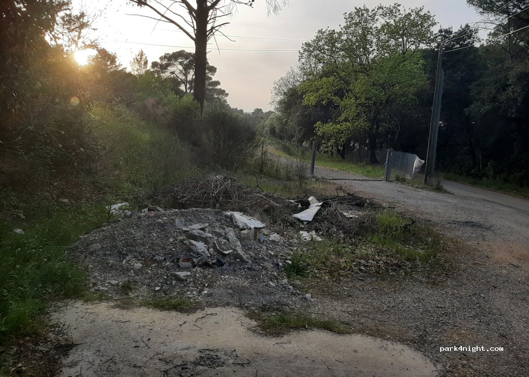 (83340) Flassans-sur-Issole - D13 — foto 2
