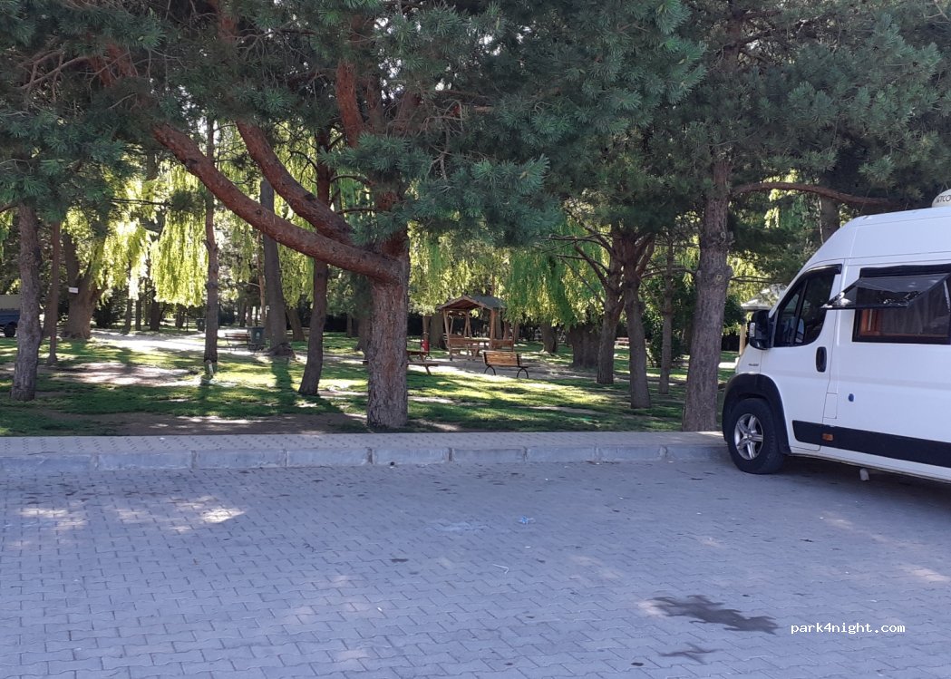 (24050) Erzincan Merkez - 67 Rafet Akpınar Caddesi — foto 3