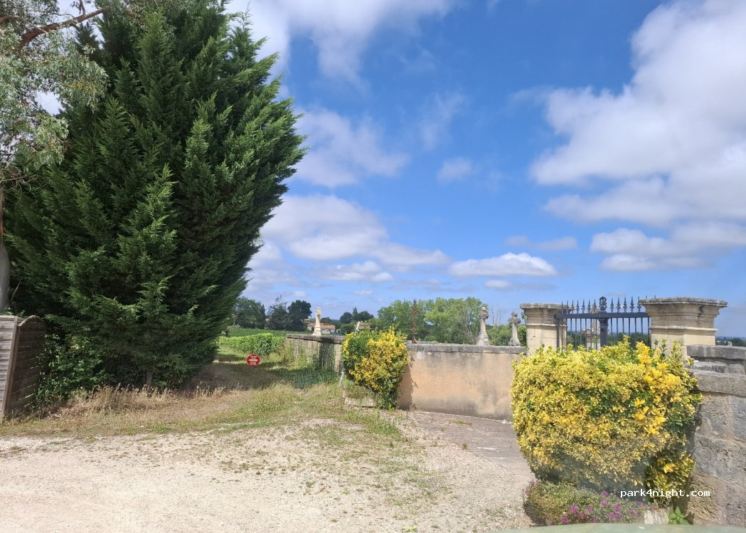 (33750) Saint-Germain-du-Puch - 24 Labatut Est — foto 2