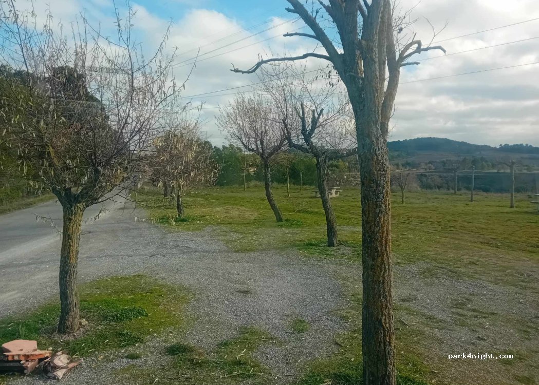 (11160) Villeneuve-Minervois - D112 — foto