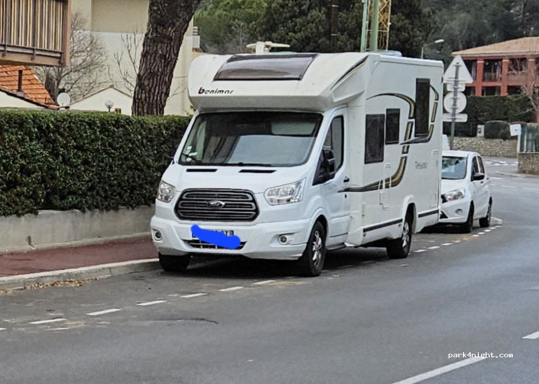 (06110) Le Cannet - 1 Chemin de Garibondy — foto