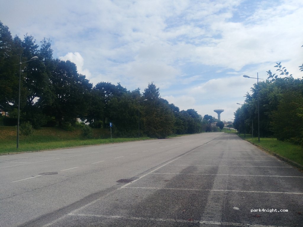 (45100) Rovigo - 1257 Via Capodistria — foto