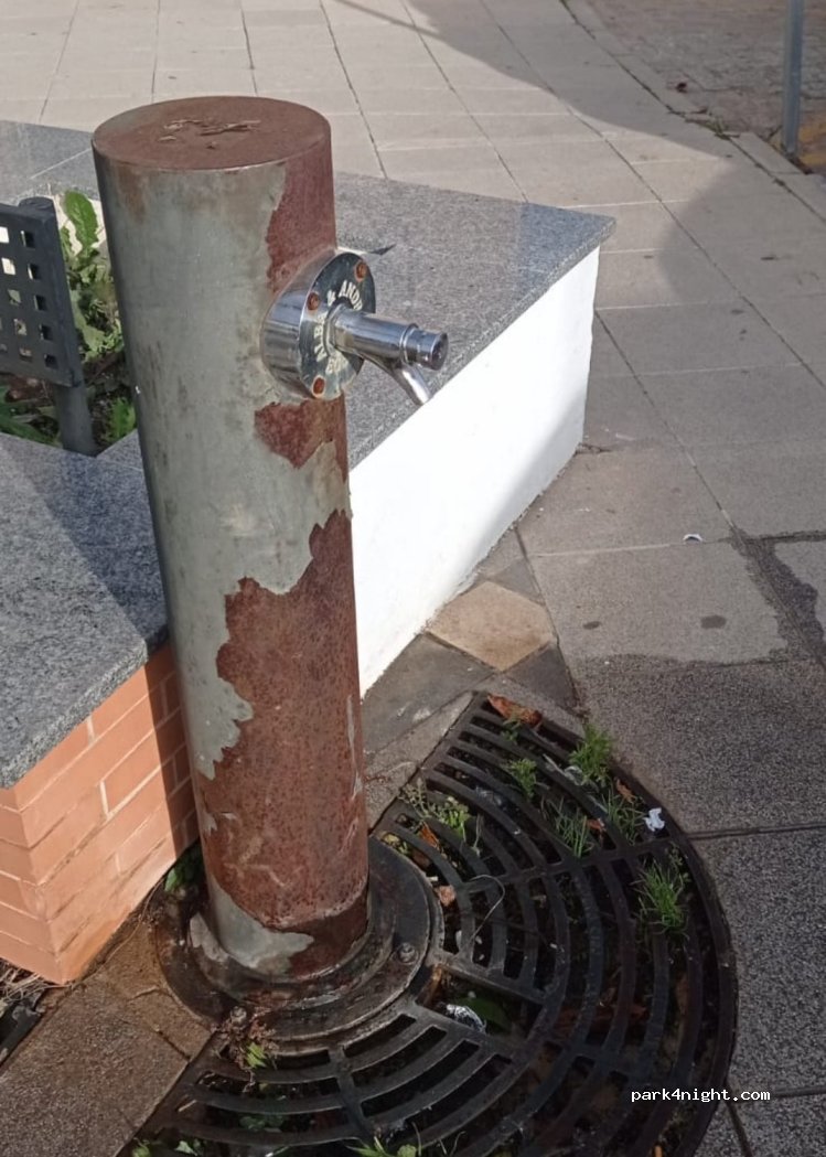 (41430) La Luisiana - 26 Avenida de Andalucía — foto