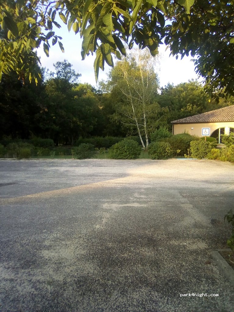 (30140) Thoiras - La Plaine — foto