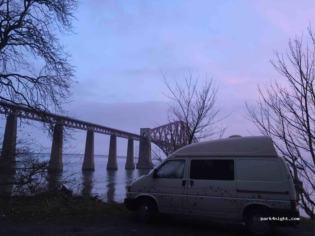 (EH30 9TB) Queensferry - 2 Hawes Brae — foto