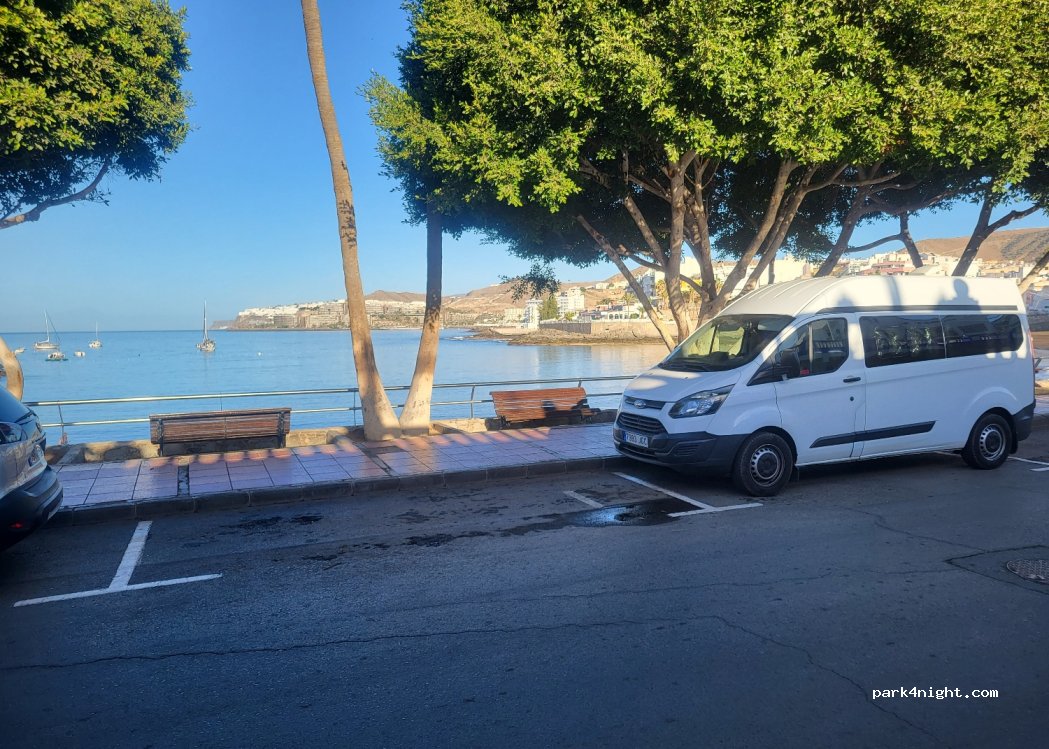 (35120) Arguineguín - 8 Avenida del Muelle — foto