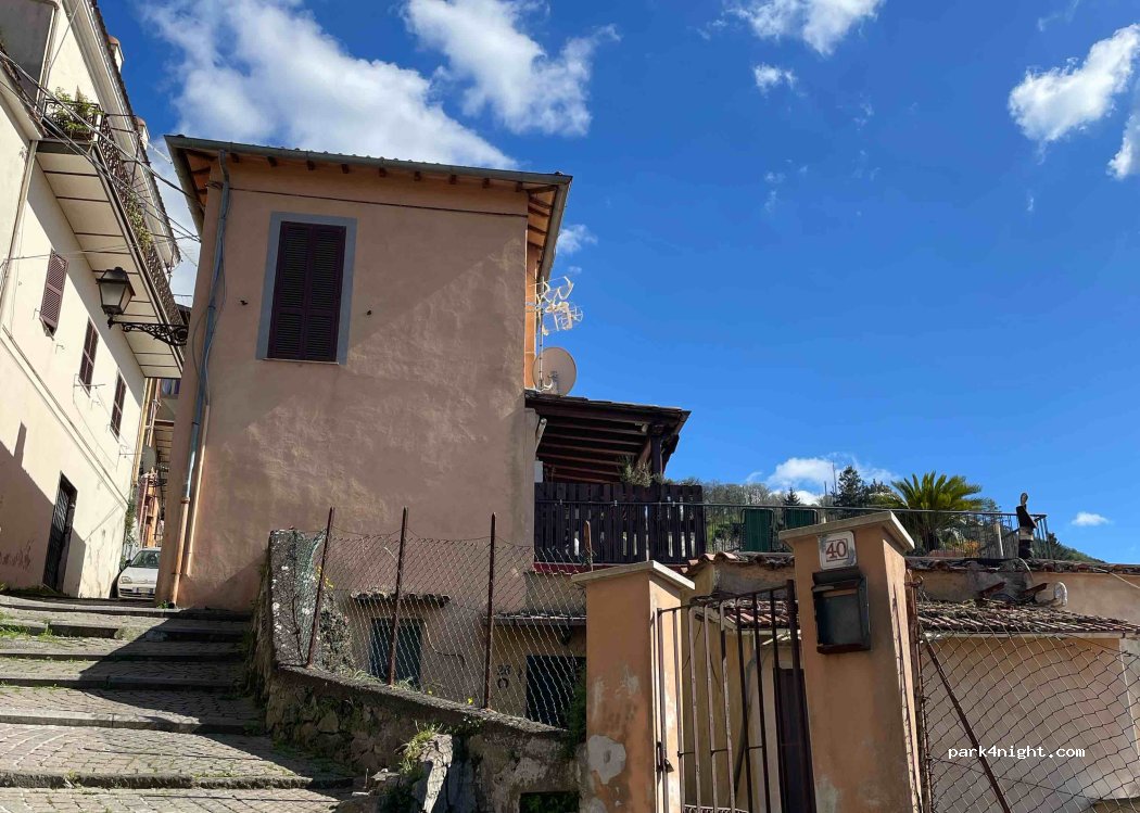 (00040) Rocca di Papa - 36A Via Pozzo del Principe — foto
