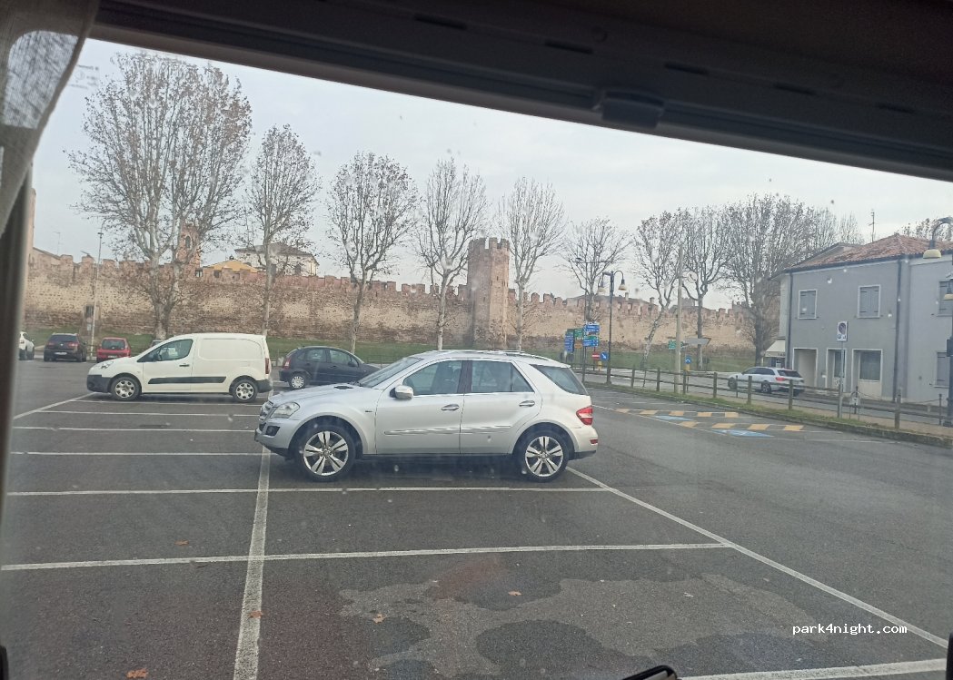 (35044) Montagnana - 61 Via Circonvallazione — foto