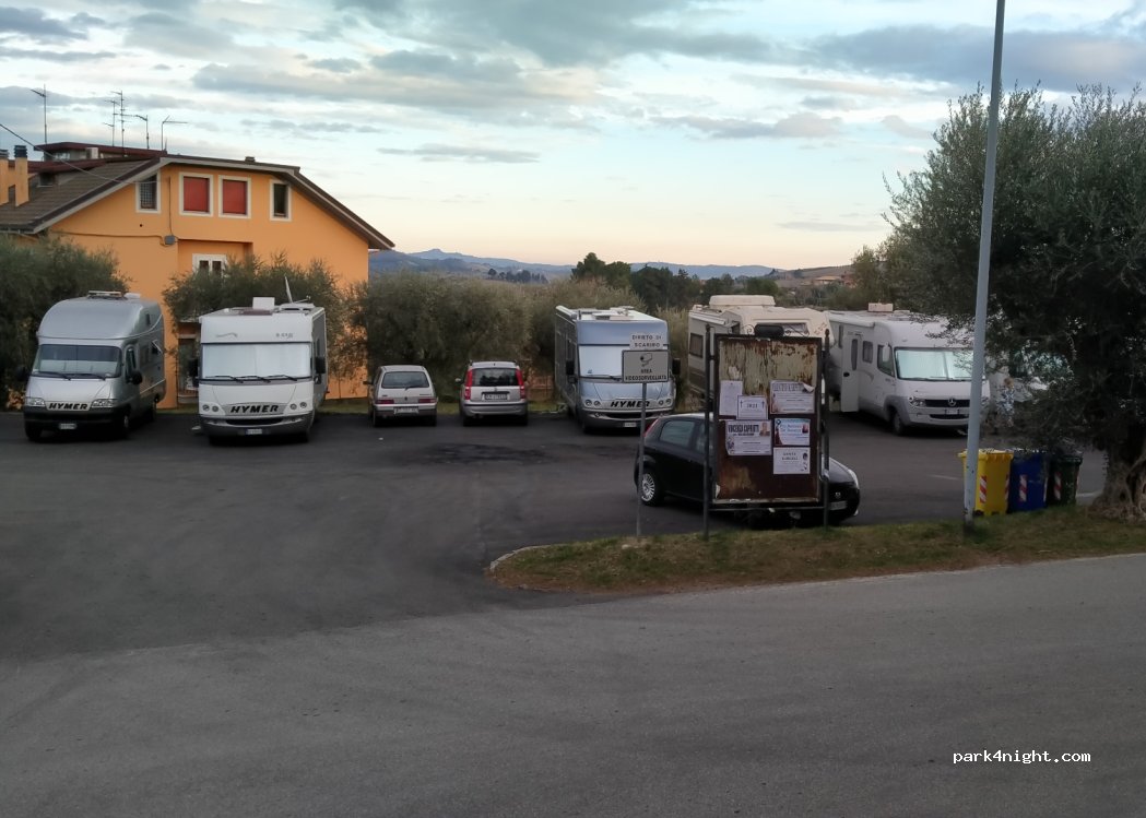 (63083) Appignano del Tronto - Viale Rimembranze — foto 2