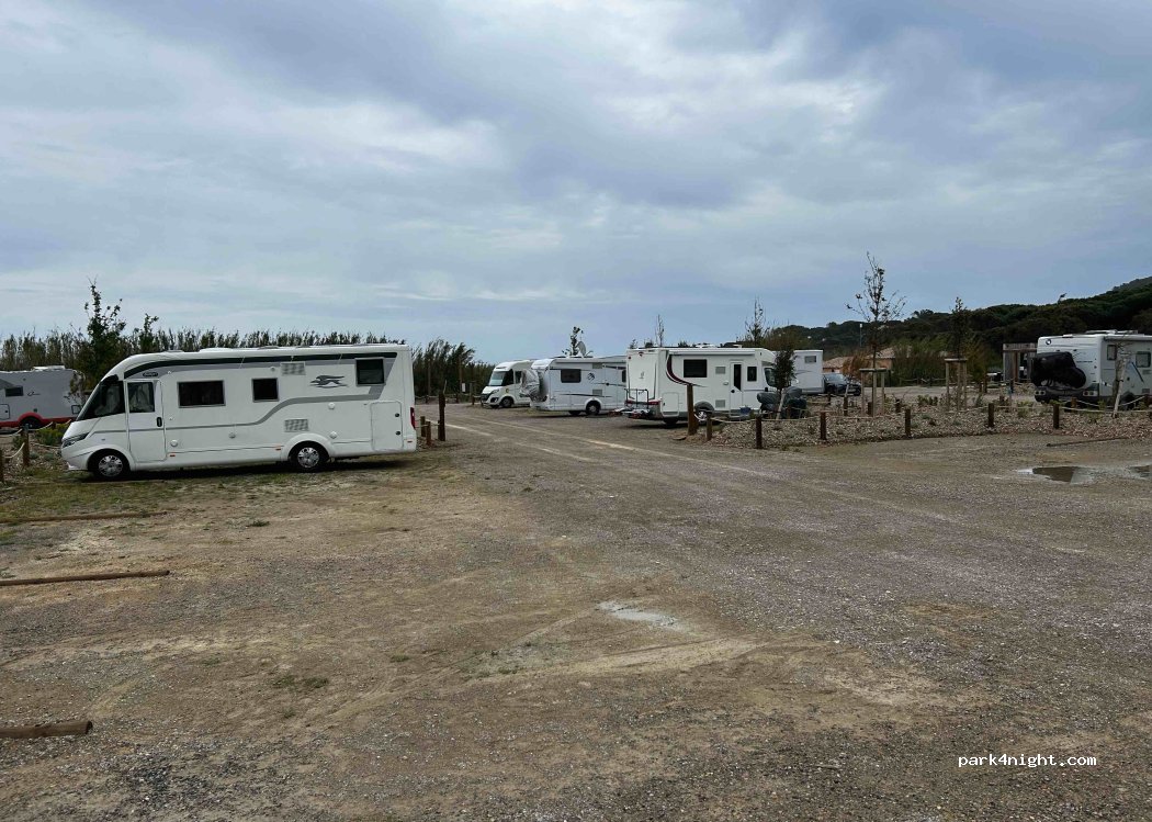 Aire de camping car Bonne terrasse — foto 2