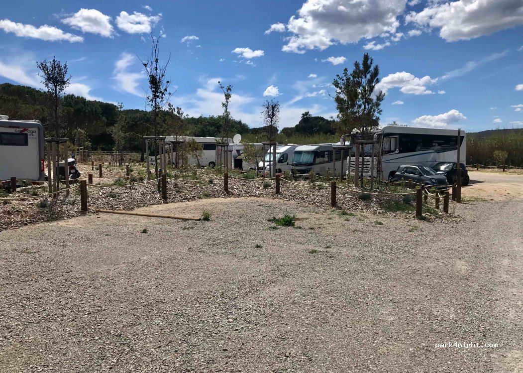 Aire de camping car Bonne terrasse — foto 3