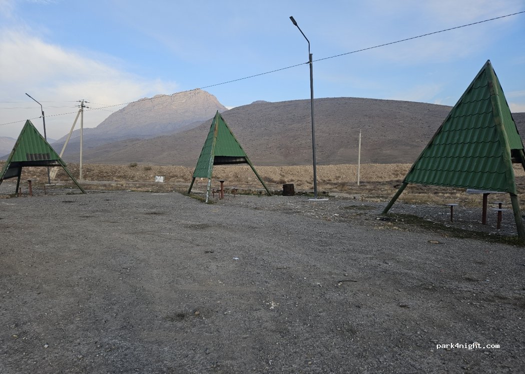 (0619) Paruyr Sevak - Unnamed Road — foto