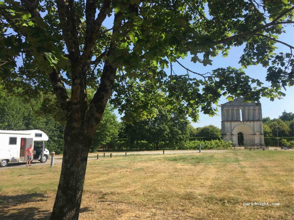(17330) Lozay - Route des Estuaires — foto 3