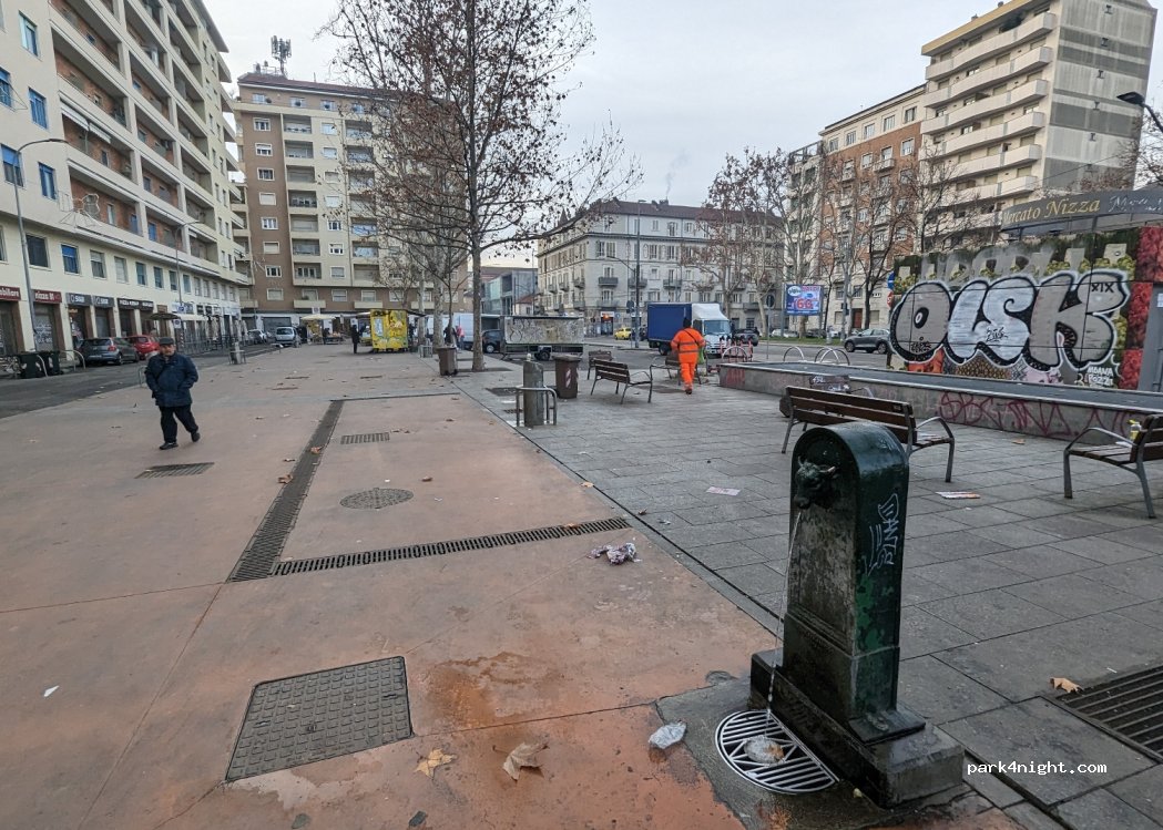 (10126) Torino - 79/A Piazza Nizza — foto