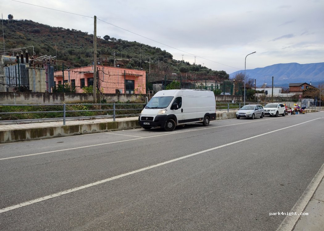 (5001) Berat - Rruga Muzak Topia — foto