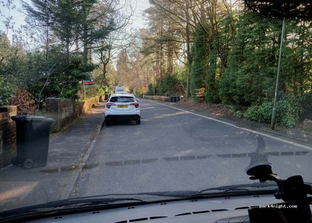 (GU26 6SP) Hindhead - Tower Rd — foto 4