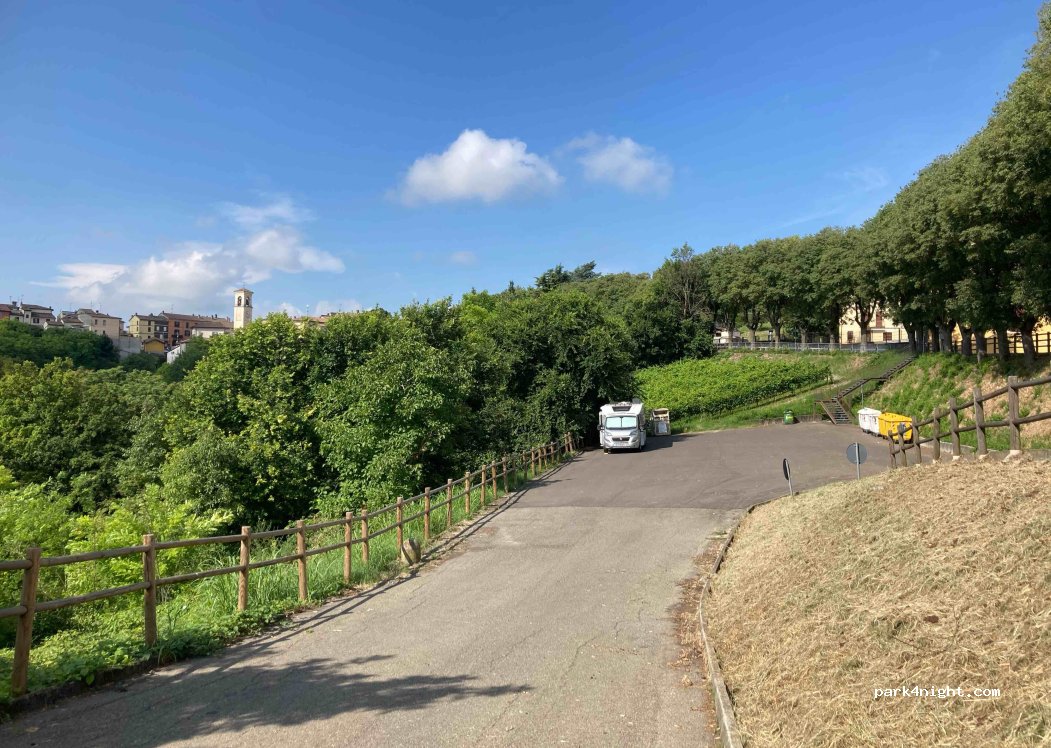 (27040) Montù Beccaria - 1 Piazzale Europa — foto