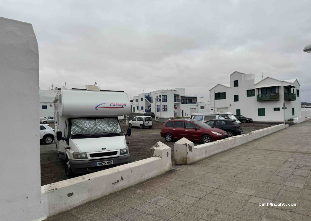 (35558) Caleta de Famara - 113 Avenida las Bajas — foto 5