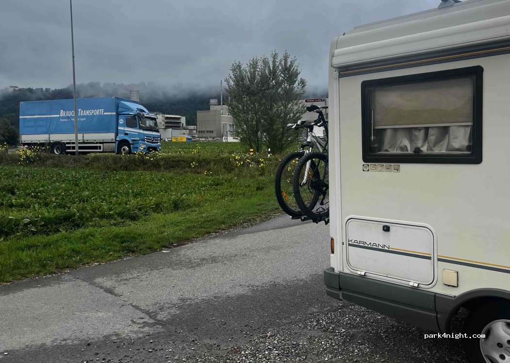 (5242) Birr - Birrfeldstrasse — foto 2