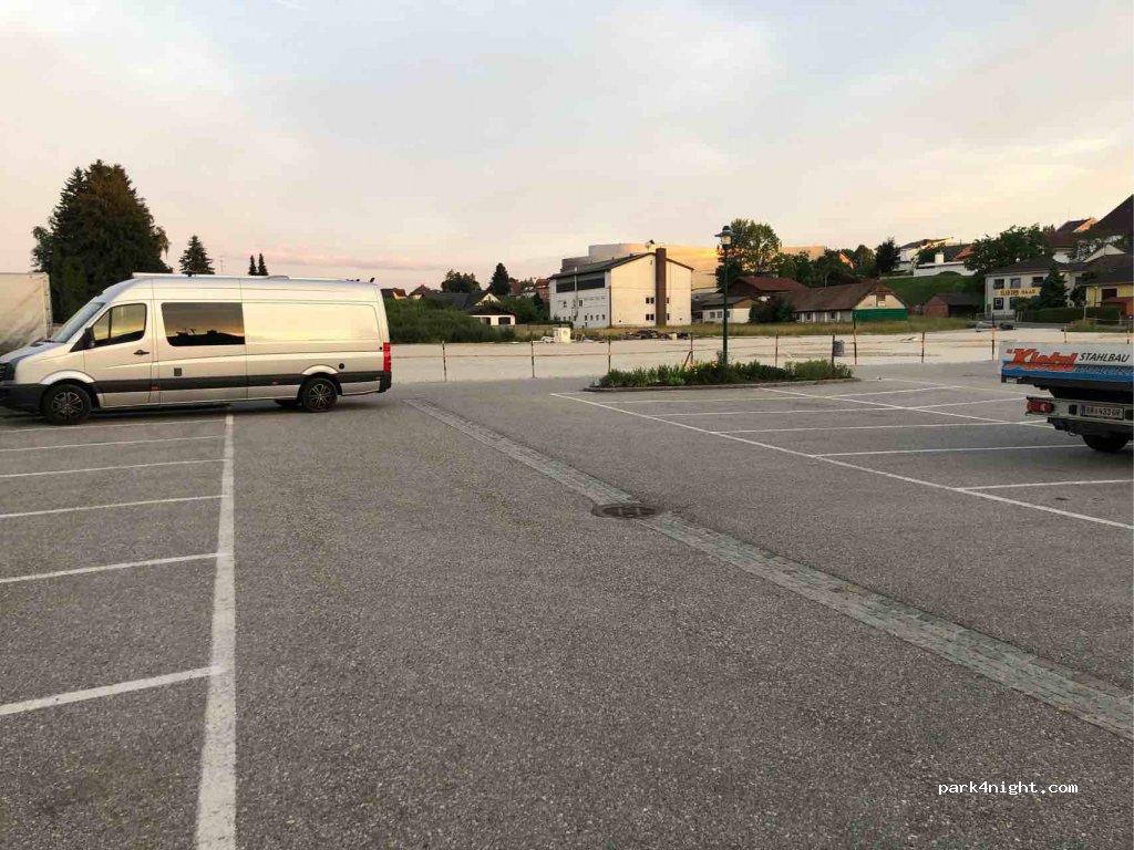 (5230) Mattighofen - 3 Wasseracker — foto 2
