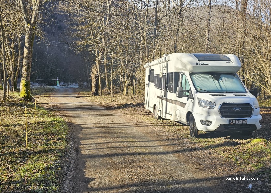 (09110) Savignac-les-Ormeaux - — foto 3