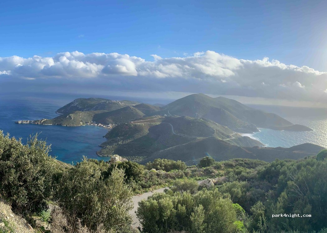 (230 66) Anatoliki Mani - Unnamed Road — foto