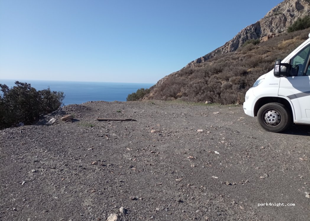 (230 66) Anatoliki Mani - Unnamed Road — foto 3