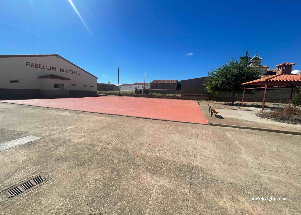 (44381) Torremocha de Jiloca - Calle la Iglesia — foto 4