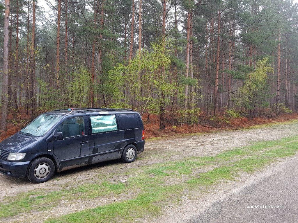 (27340) Les Damps - Unnamed Road — foto 3