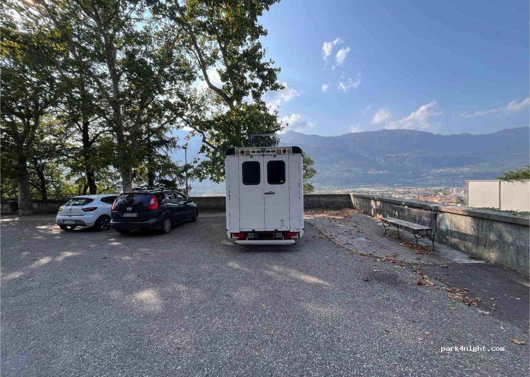 (38068) Rovereto - Via Madonna del Monte — foto