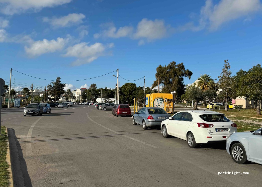(166 75) Glifada - Diadochou Pavlou — foto 2