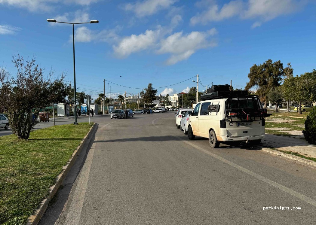 (166 75) Glifada - Diadochou Pavlou — foto 3