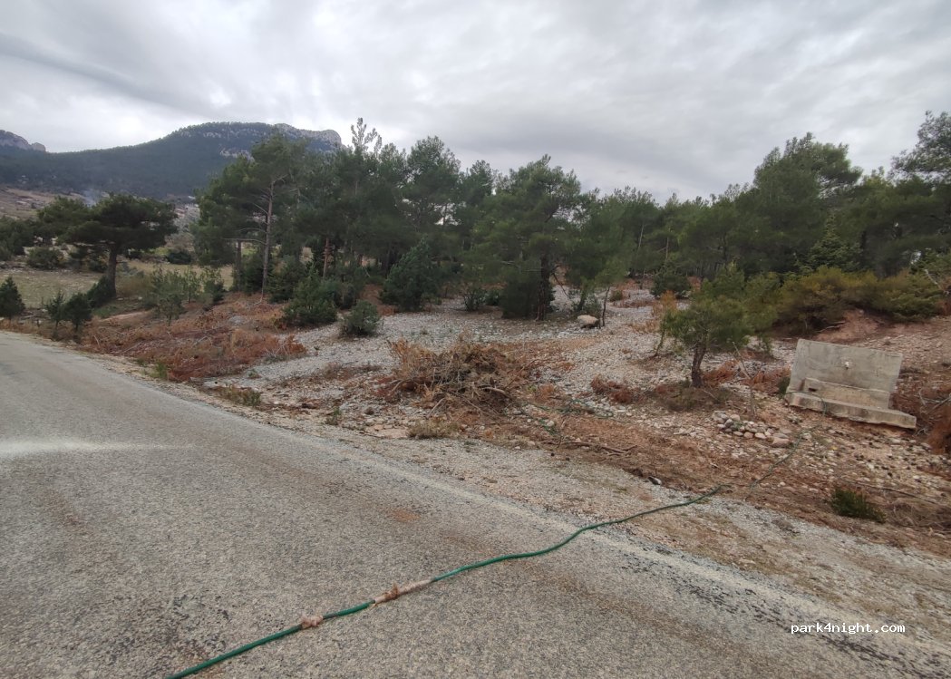 (01770) Karaisalı - Karakılıç Köyü Yolu — foto 2