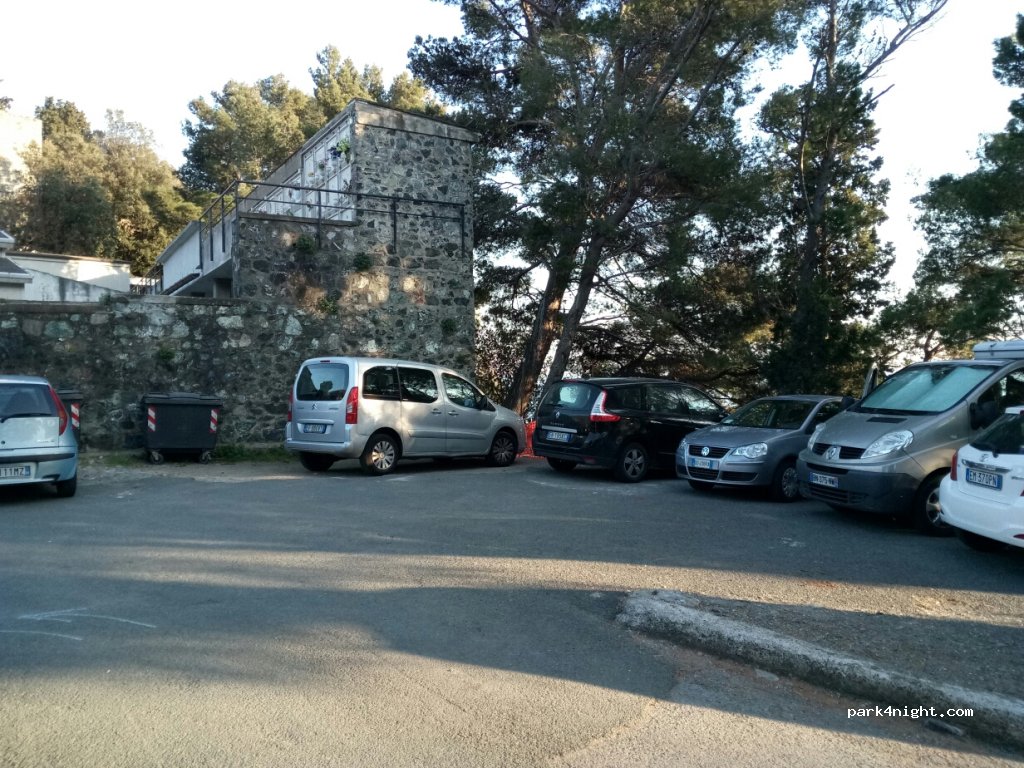 (19016) Monterosso al Mare - 30 Via Fegina — foto
