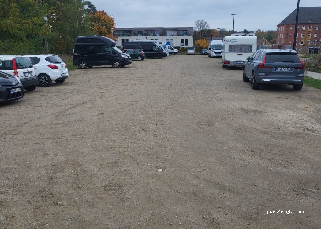(21337) Lüneburg - 102 Lübecker Straße — foto