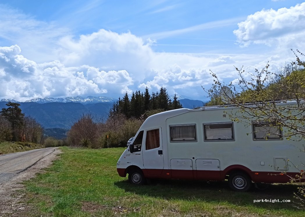 (26420) La Chapelle-en-Vercors - D256 — foto 3
