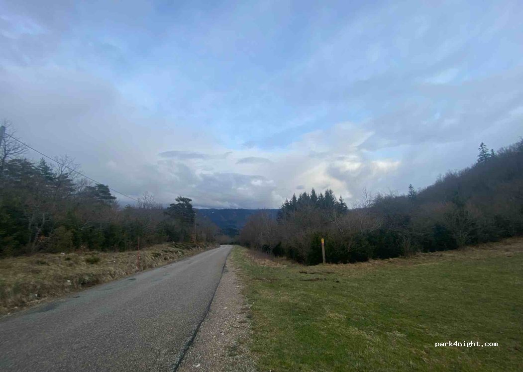 (26420) La Chapelle-en-Vercors - D256 — foto 5