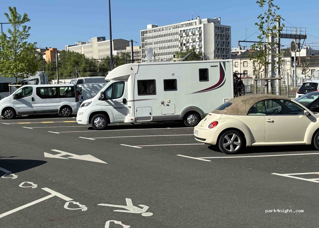 (45000) Orléans - 2 Allée Germain Audebert — foto 3
