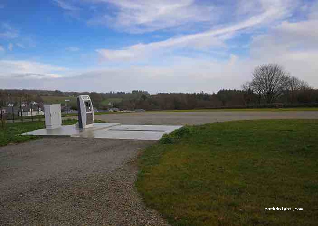 Aire de Camping-Cars de Plumelin — foto 2