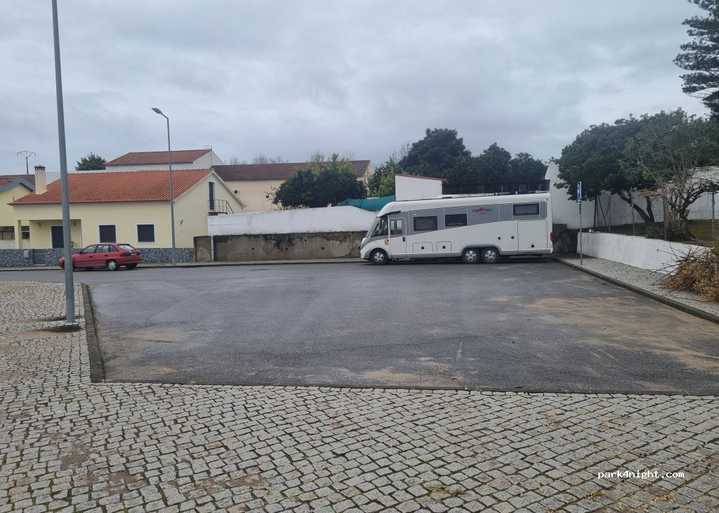 (7480) Avis - 33 Rua 1º de Maio — foto 4