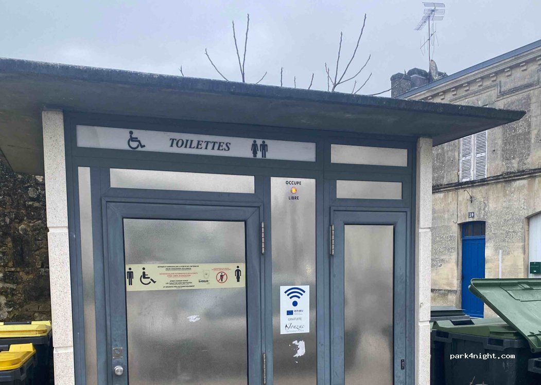 (17500) Jonzac - 35 Rue des Carmes — foto