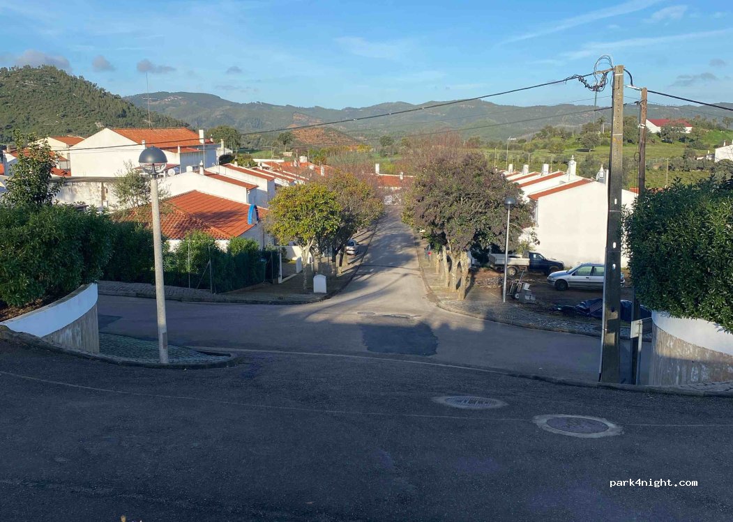 (8550) Alferce - 6 Rua Manuel Rodrigues Mitelo — foto