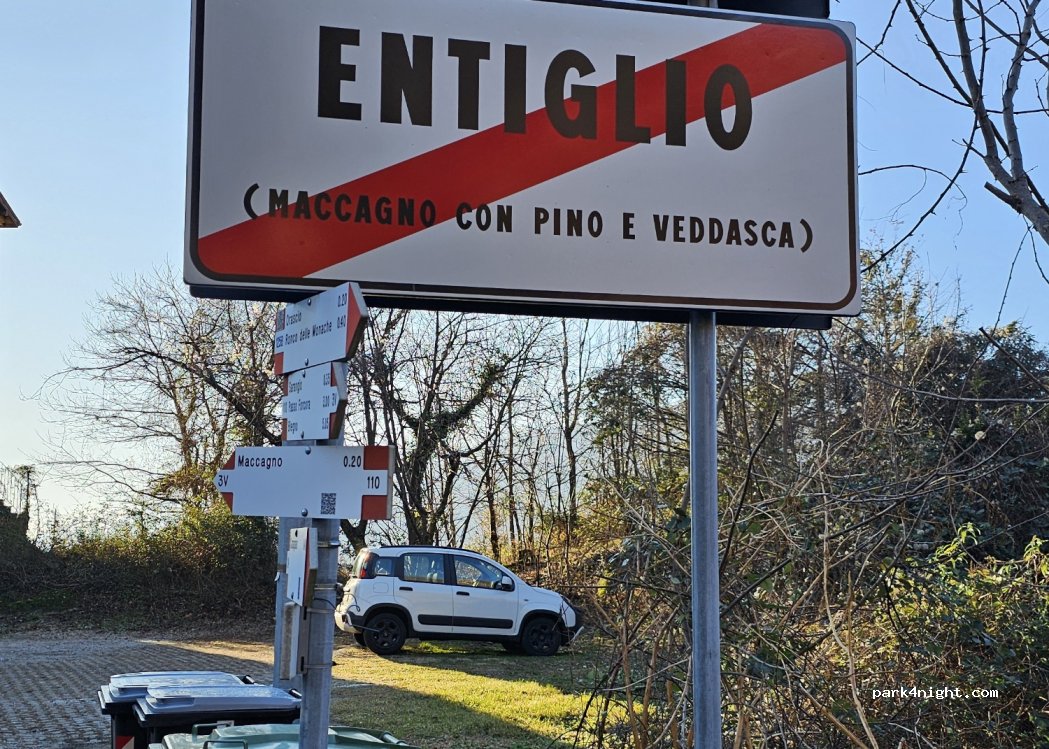 (21061) Maccagno con Pino e Veddasca - Via Pianca — foto 2
